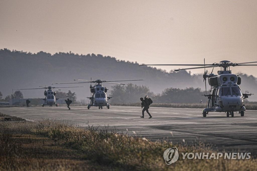 韩国海军陆战队26日在庆尚北道浦项一带进行大规模联合登陆演习 图源：韩国海军陆战队司令部