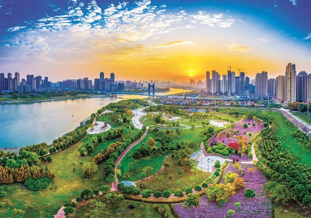 武汉硚口区汉江湾(何小白 摄)