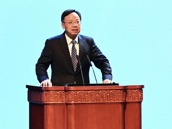 11月7日，第五届中国企业论坛在山东济南举行。图为万华化学集团党委书记、董事长廖增太在主题论坛上发表演讲。记者潘悦 摄