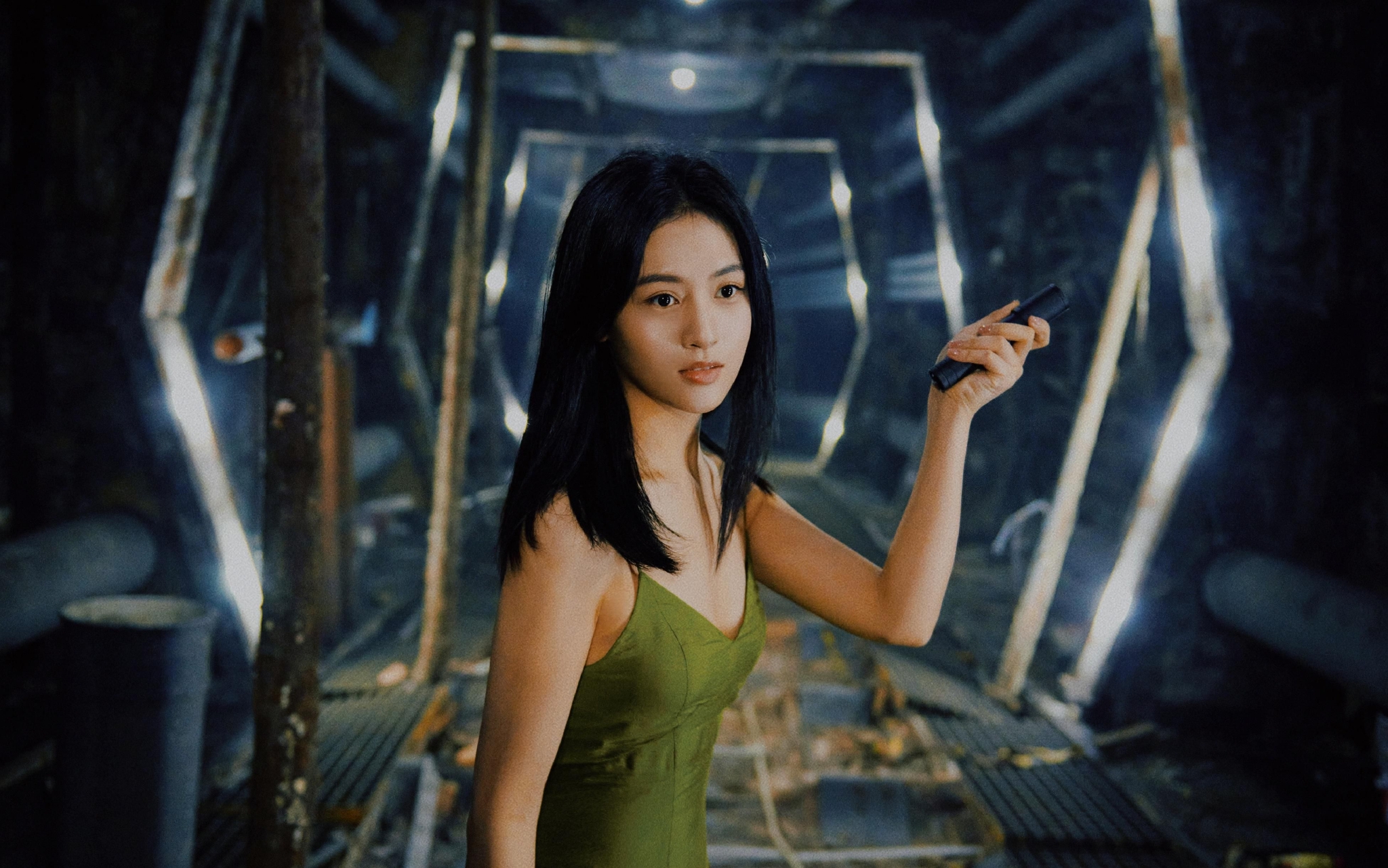 拍mv突然受到关注后,黄思瑞提醒自己多出作品|演员新势力_新浪财经