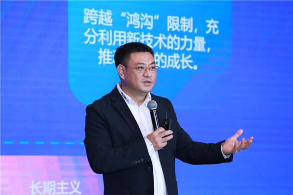 　　致远互联副总裁 数智人力事业部总经理 李平