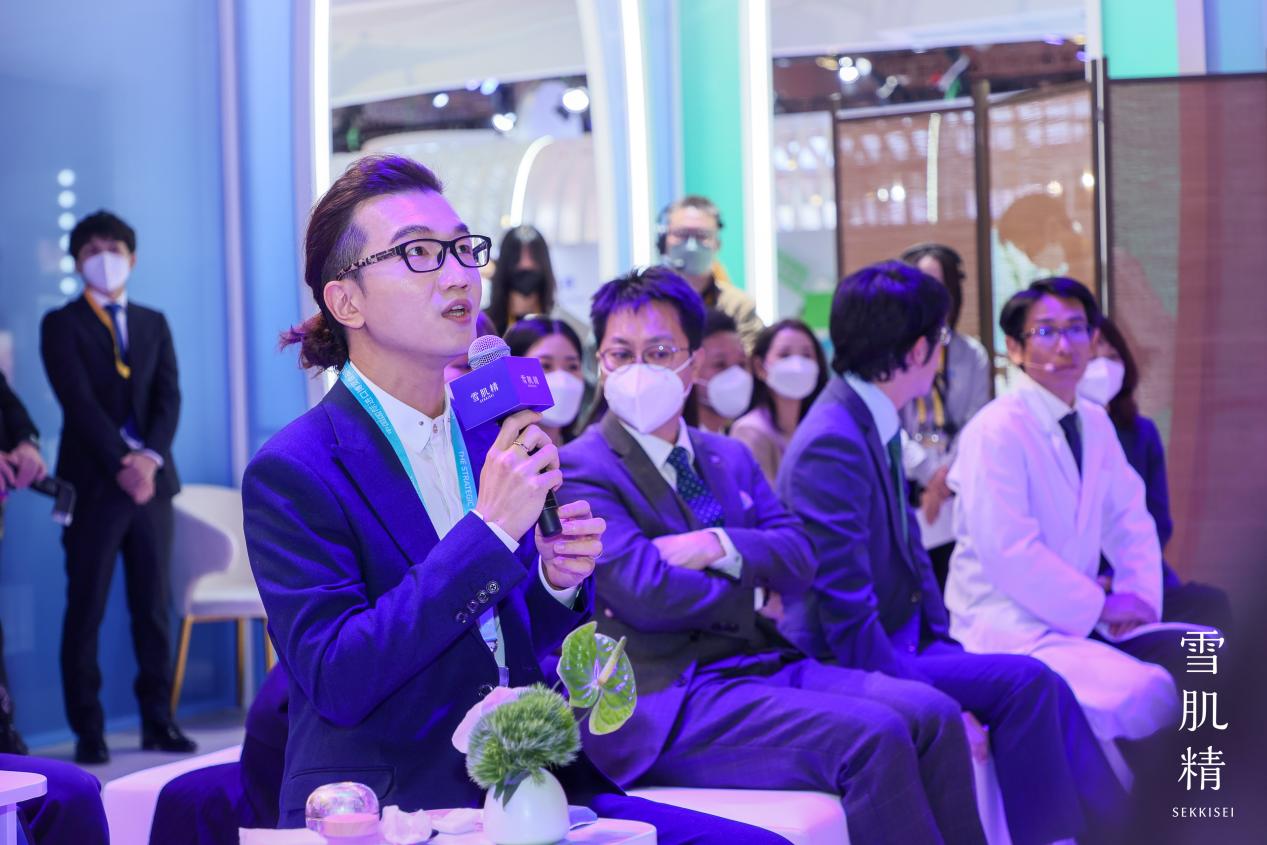 　　嘉宾于沙龙分享发言