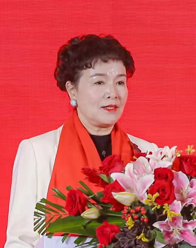 新芝生物董事长周芳 图片来源:公司供图&nbsp