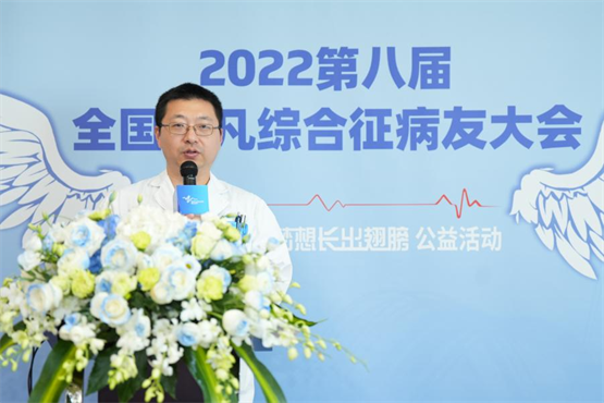 　　上海德达医院心脏大血管外科执行主任简锴陶