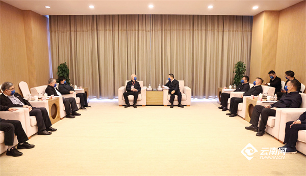 　　座谈会现场图