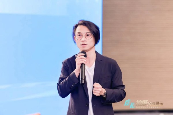 　　深圳视爵光旭电子有限公司中国区xR技术及营销总监汪铭锋