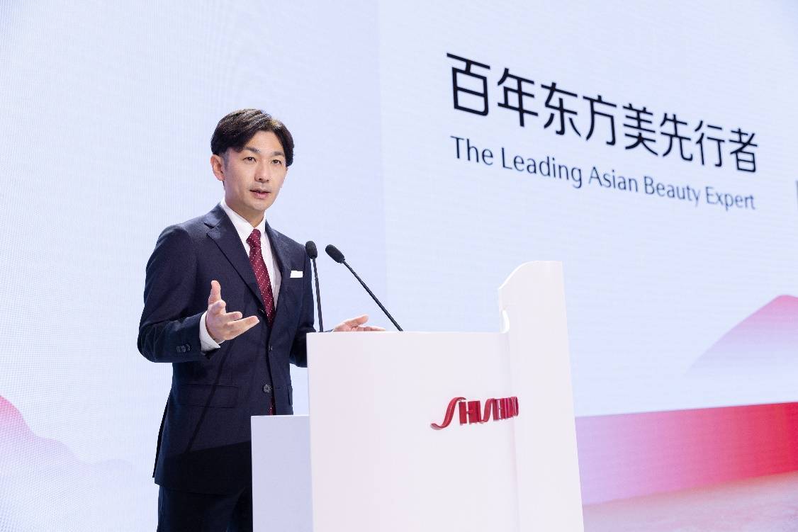 　　资生堂中国首席研发官 荒木秀文