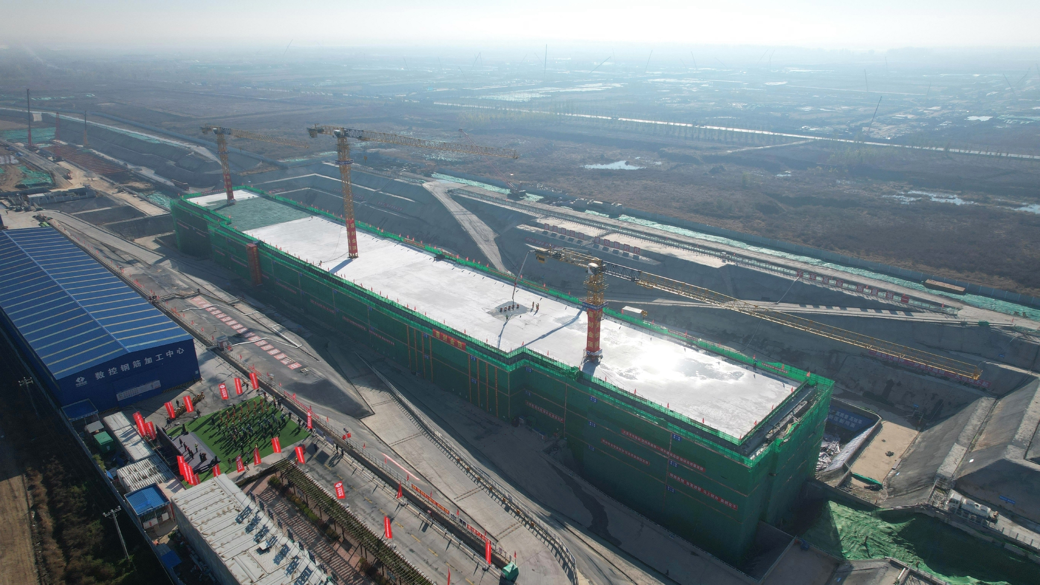 雄安r1线全线首个车站主体结构封顶|雄安|北京市_新浪新闻