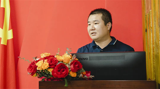　　孙宝明经理汇报未来三期项目建设的规划