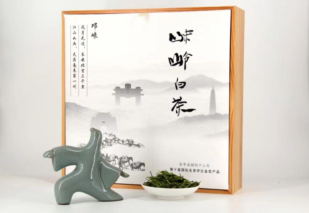　　图为崃岭白茶