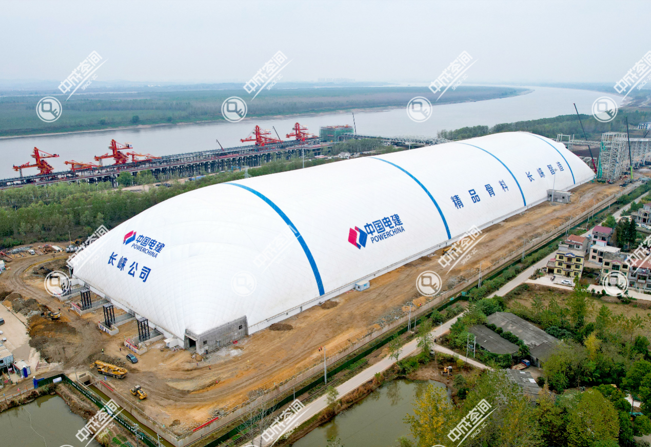 长崃公司一期陆域堆场气膜仓实景图