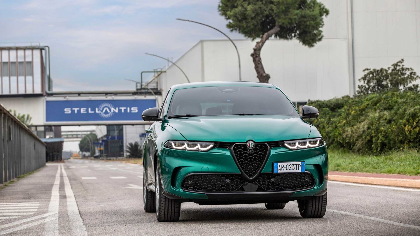 阿尔法・罗密欧 Tonale 插混车型公布 综合续航超 600km