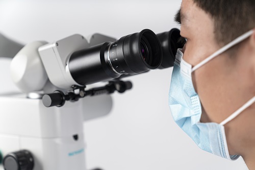 什么是显微镜手术西默牙科显微镜，牙医们的首选国产口腔显微镜品牌_https://www.jmylbn.com_新闻资讯_第2张