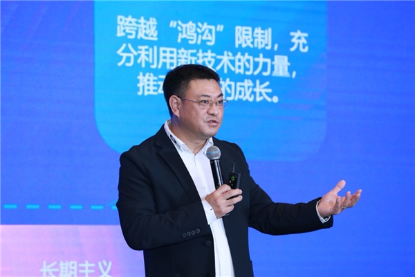 　　致远互联副总裁 数智人力事业部总经理 李平