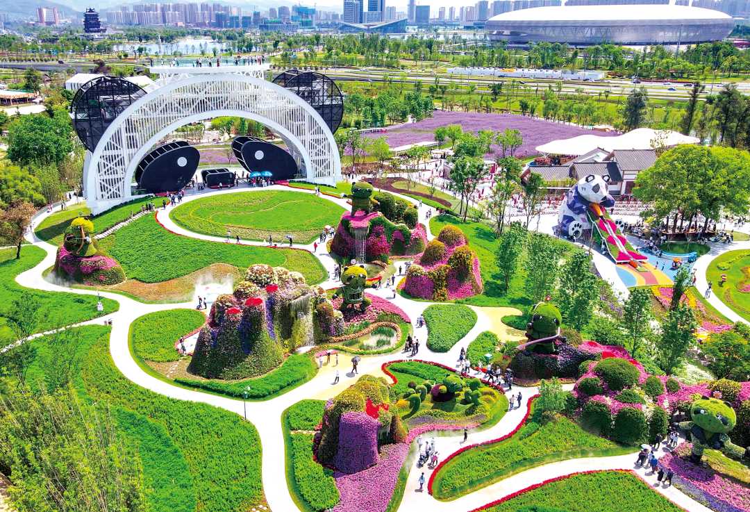 图为成都龙泉驿欢乐田园,拉近了自然与城市的距离.