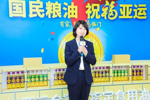 　　杭州亚组委市场开发部副部长 叶虹