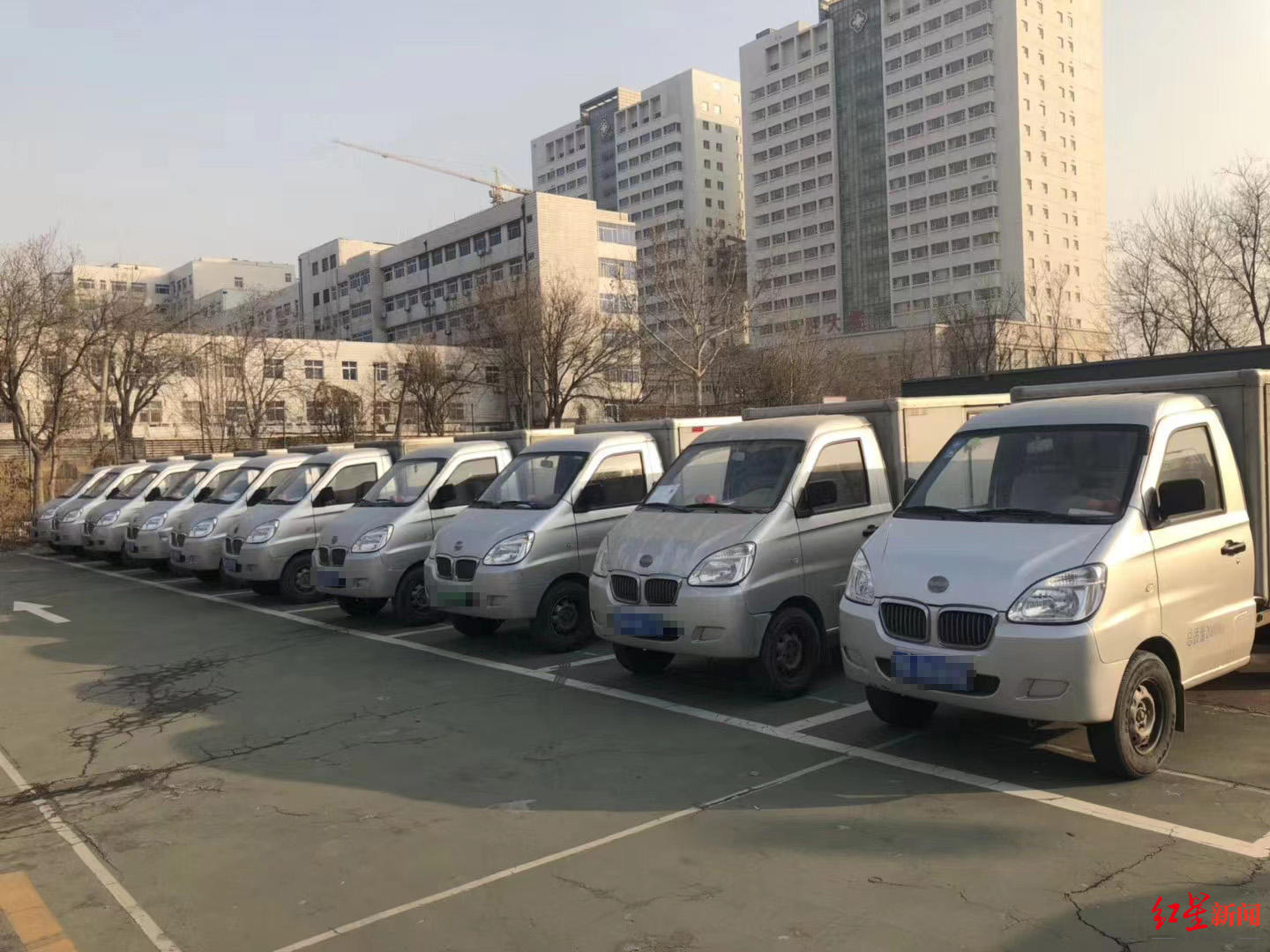 ↑国宏汽车集团有限公司生产的新能源车
