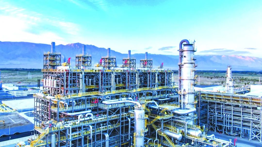 独山子石化塔里木乙烷制乙烯裂解炉 (王云 摄)