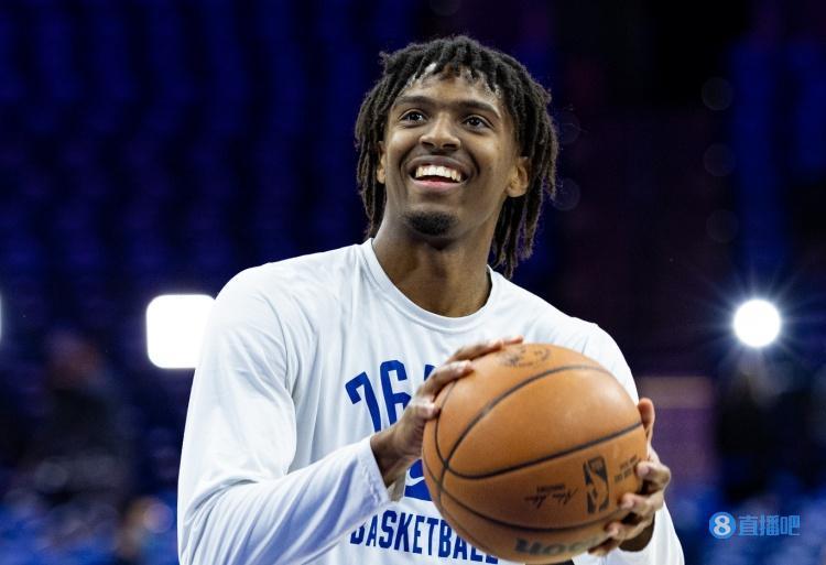 马克西闪电突破点燃主场激情哈里斯关键三分锁定胜局