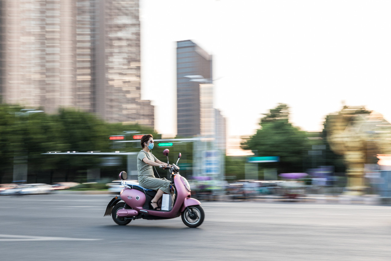 雅迪：两轮电动车价格战，雅迪与爱玛的恩怨情仇