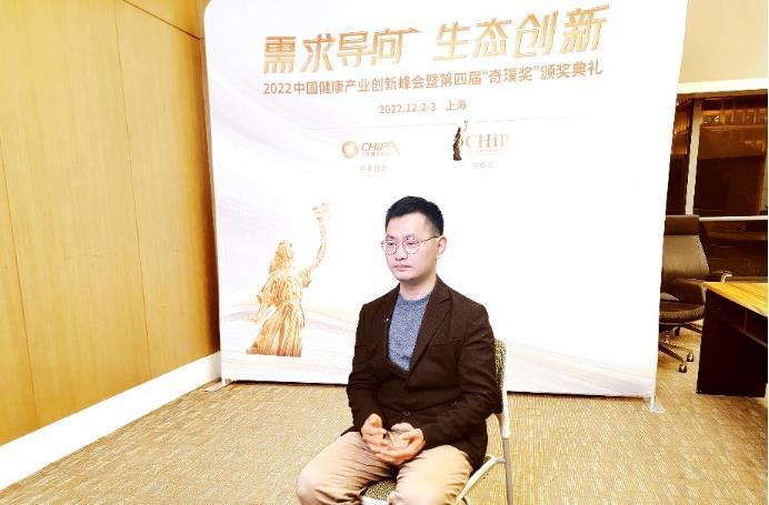 　　陈培林博士接受“第一医学频道”等媒体技术专访