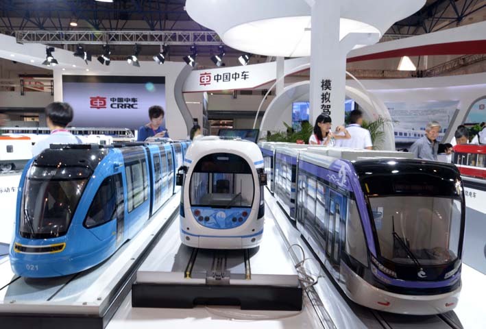 2015年,中国南车与中国北车合并成中国中车,拉开国企改革大幕 视觉中国图