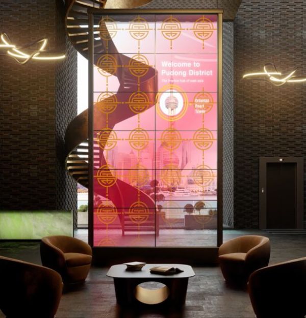 　　上海浦东的酒店内巨大的透明OLED屏幕