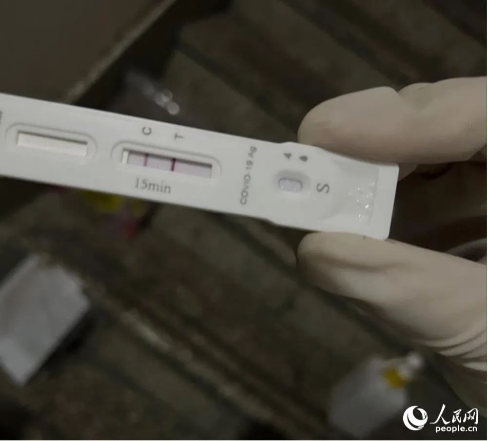 光明网评论:新冠保险引热议,要不要买如何买关键看