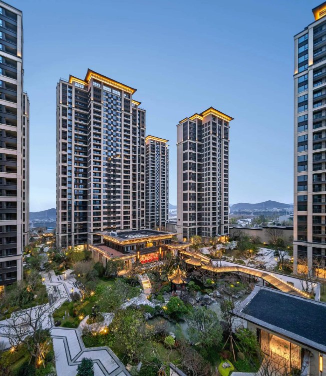 (建发央著实景图)