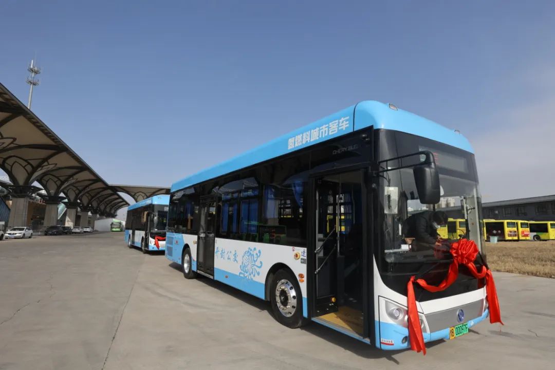 开封首批氢燃料电池公交车正式上线运营_新浪财经_新浪网