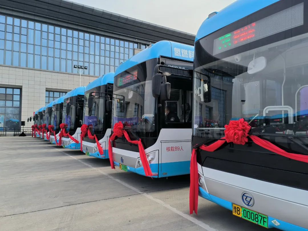 开封首批氢燃料电池公交车正式上线运营_新浪财经_新浪网