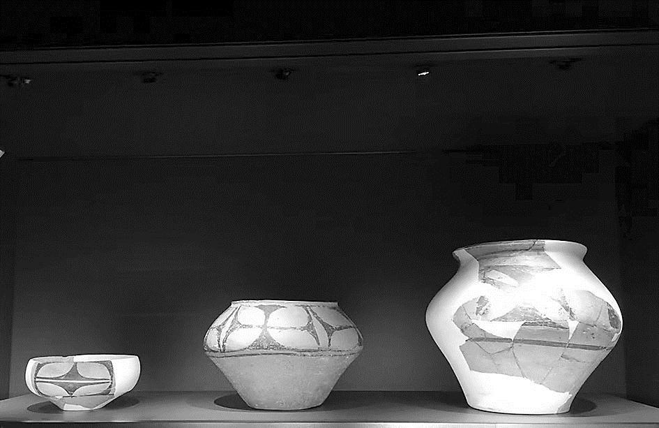 四瓣式花纹彩陶罐 仰韶文化博物馆藏