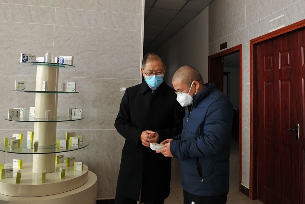 四川省资阳市市场监管局局长陈德友调研药品企业保供稳价工作|四川省