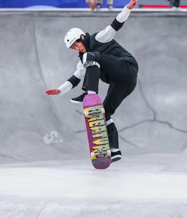 山东滑板队运动员国家队选拔赛勇夺一金一银|攀岩_新浪财经_新浪网