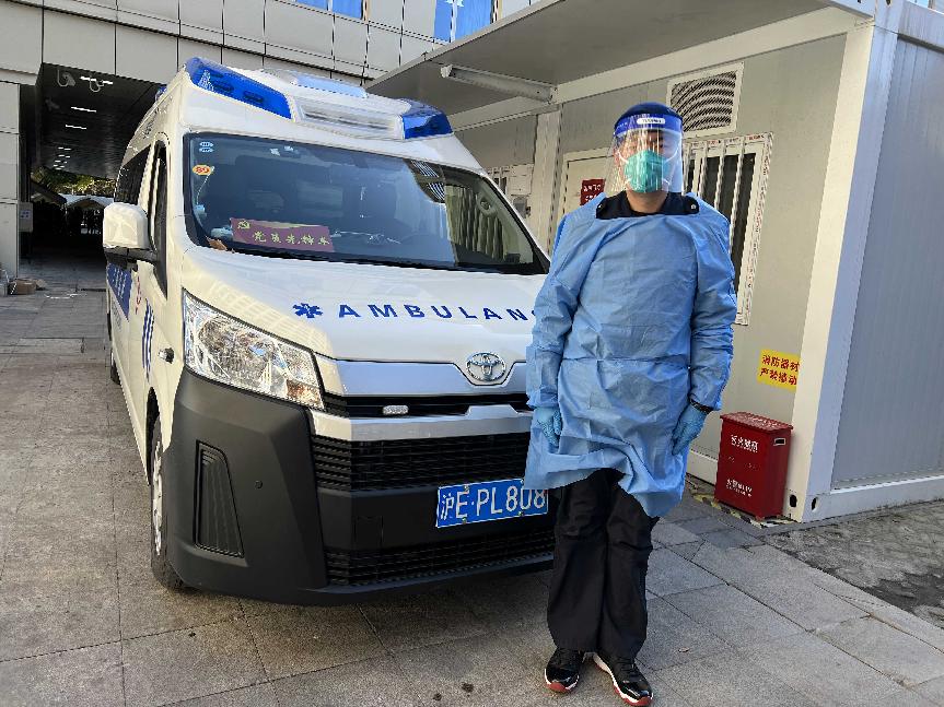 120车担架怎么用大江东 ｜ 基层抗疫⑨： 120急救！超负荷运转，他们奋力扛_https://www.jmylbn.com_新闻资讯_第3张