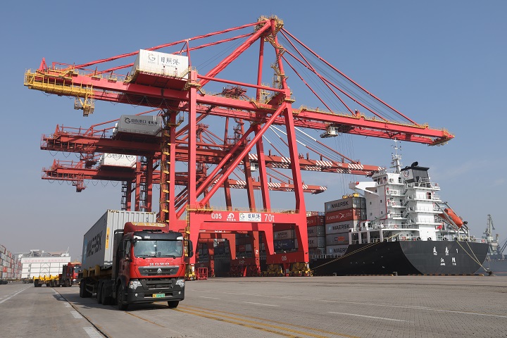 山东港口日照港2022年货物吞吐量突破5亿吨|山东省_新浪财经_新浪网