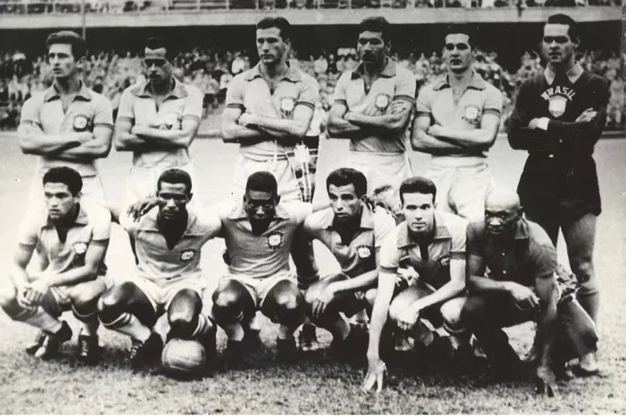 1958年巴西与法国比赛（图源：巴西足协官网）