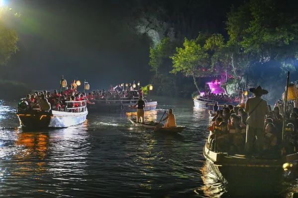 ▲《桃花源记》实景演出。 湖南日报全媒体记者 郭立亮 摄