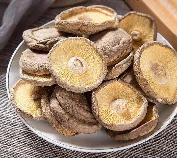 来自香菇之城的香信菇,羊肚菌杂菌包,下饭菌菇酱,配料表太良心了|香菇