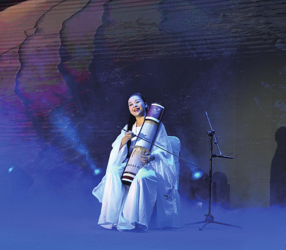 莆田非遗文枕琴演奏.郑育俊摄