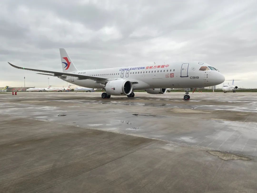 全球首架C919。经济日报记者 李治国 摄