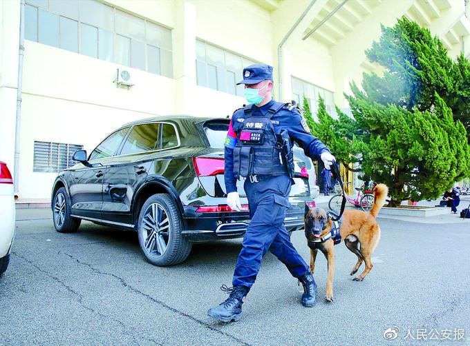 孝感市公安局巡特警支队:坚守不"打烊" 护民"警"相伴|孝感市_新浪财经