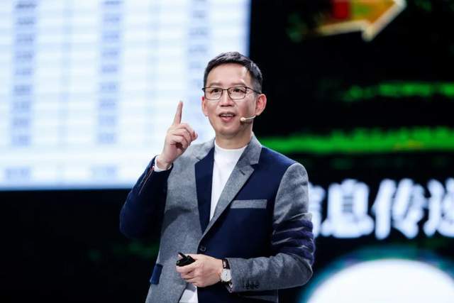 吴晓波:勇敢者的方法论(年终秀演讲全文)