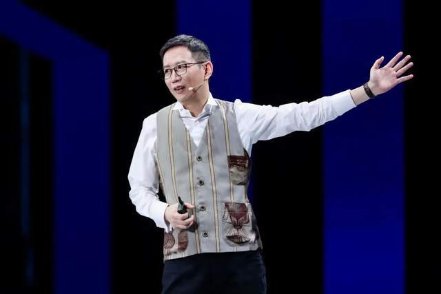 吴晓波:勇敢者的方法论(年终秀演讲全文)
