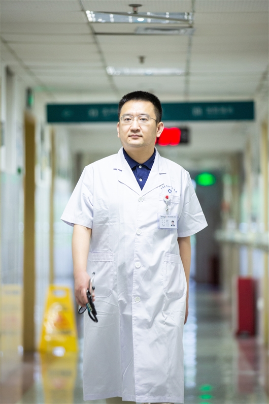 杨明华工作照.受访者 供图