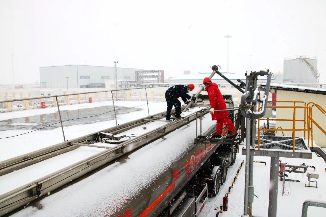 医院的氧气怎么生产急需氧气？中石化提供高纯度医用氧！_https://www.jmylbn.com_新闻资讯_第3张