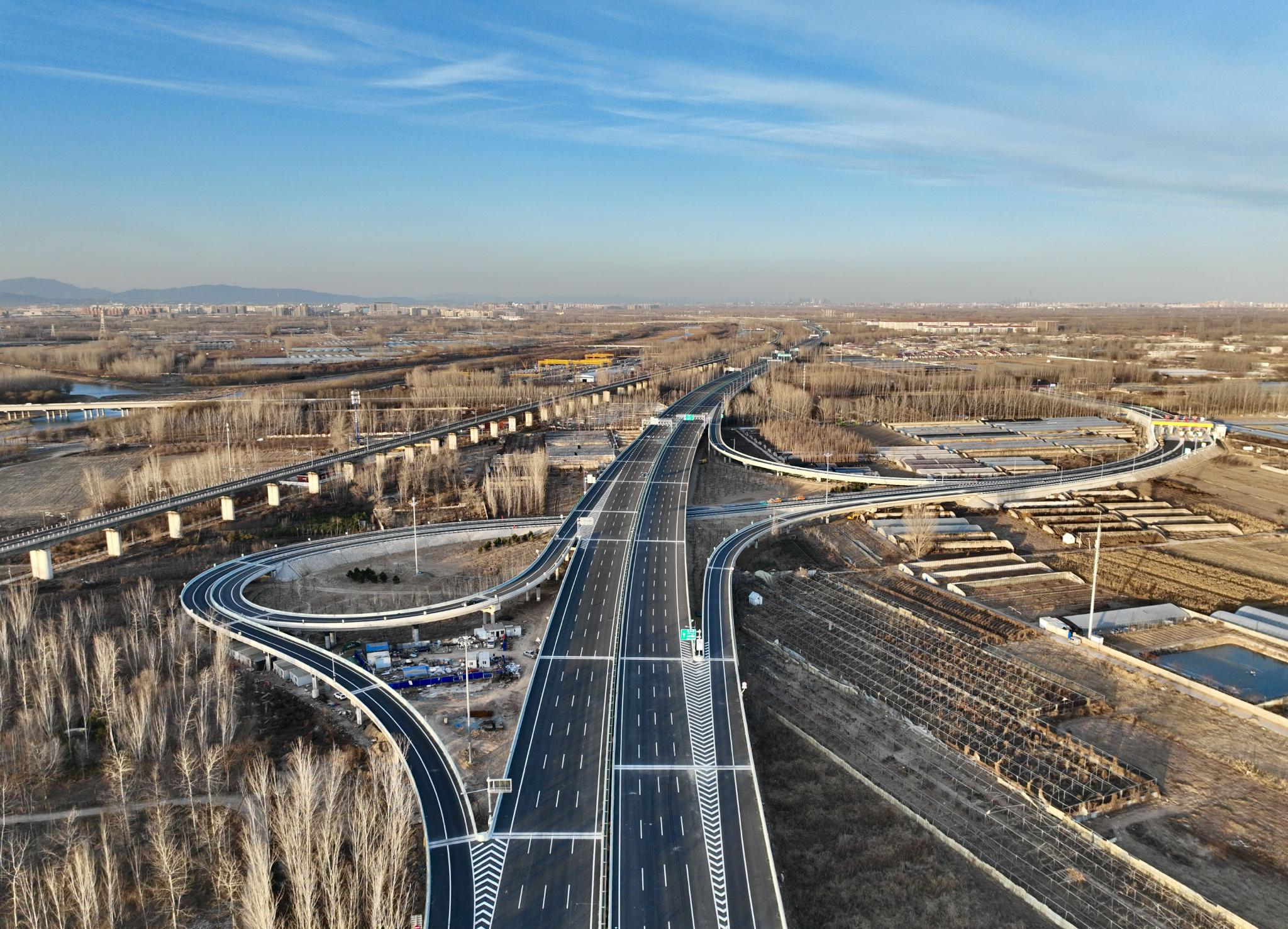穿沙里程世界最长，京新高速公路全线通车 - 环球风云 - 铁血社区