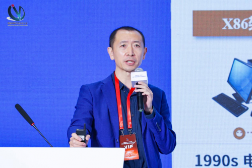 　　后摩智能联合创始人、副总裁 信晓旭