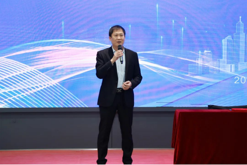 　　▲纵购营销总监陈玮发言