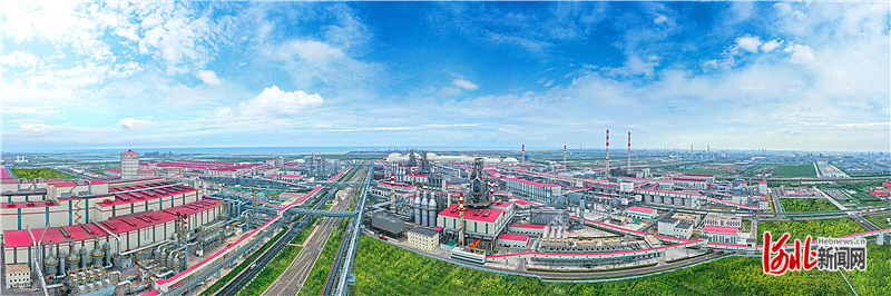 这是唐钢新区厂区全景。图片由唐钢党委宣传部提供